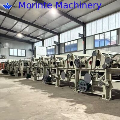 Old cloths opening and recycling machine